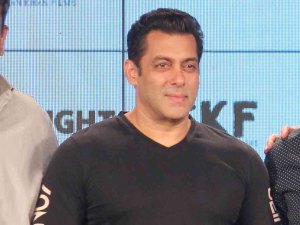 salman khan 149794089230