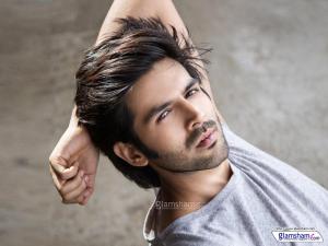 kartik aaryan wallpapers 46