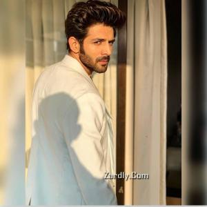 kartik aaryan wallpapers 51