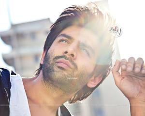 kartik aaryan wallpapers 56
