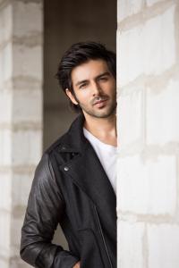 kartik aaryan wallpapers 62